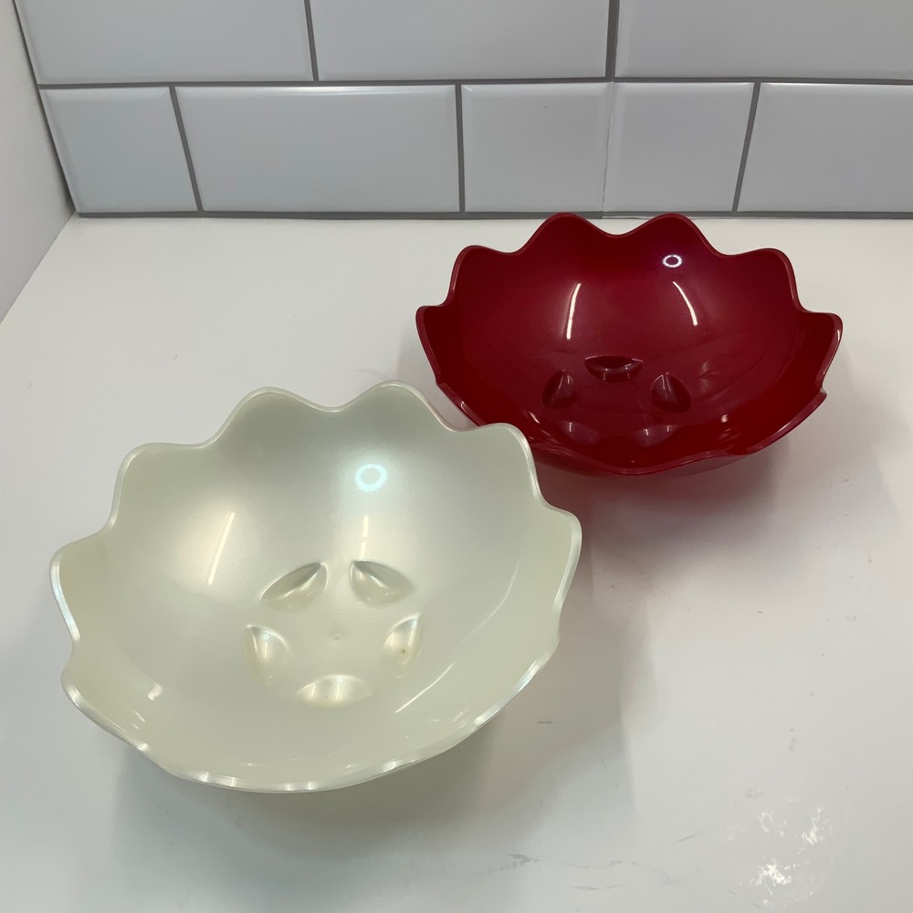 Tupperware Allegra Dessert Bowl Set of 2 Pearl White‎ and Red Scalloped 5443A-3